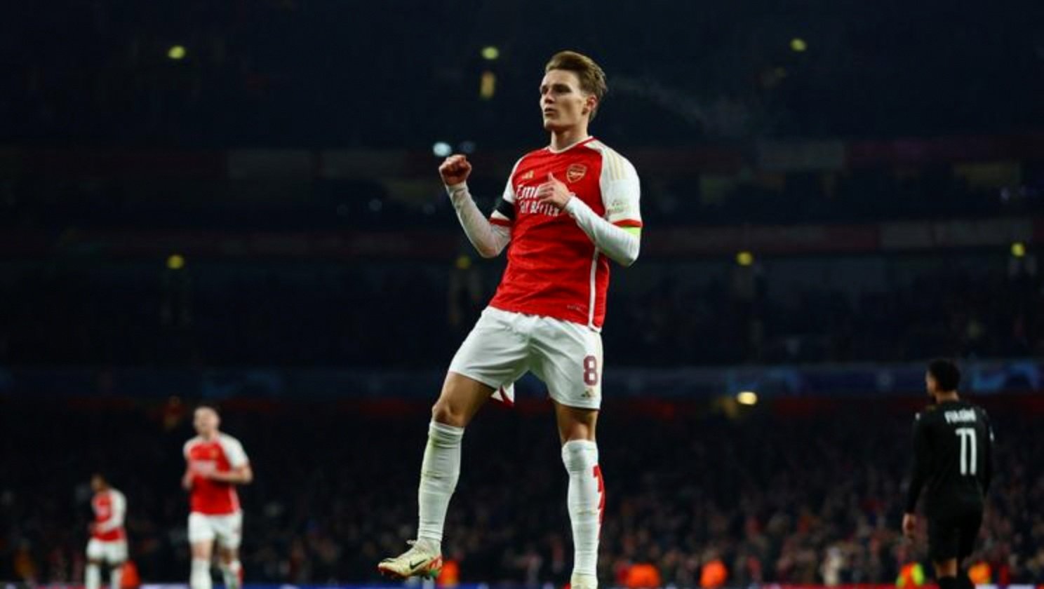 九游首页加时末段突围战来临，巴塞罗那围绕意甲复出首秀，球迷炸锅，阵容厚度经受考验的简单介绍